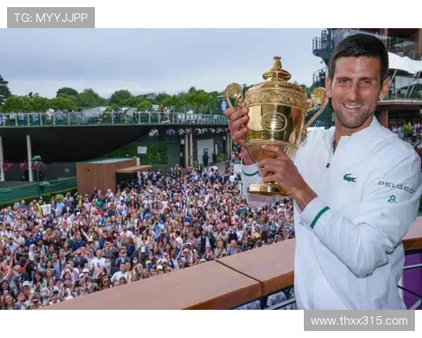 德约科维奇逆转夺冠再创纪录 年终总决赛掀起网坛巅峰对决热潮 德约科维奇逆转夺冠再创纪录 年终总决赛掀起网坛巅峰对决热潮