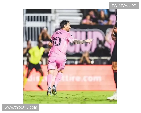 梅西加盟迈阿密国际后首次亮相 引发全球媒体热议与球迷狂热反响