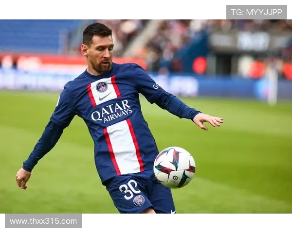 足球巨星梅西宣布离开巴黎圣日耳曼 返回家乡球队引发全球关注